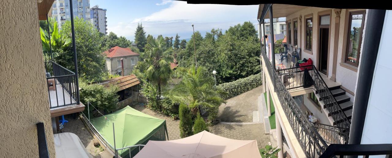 Guest House Nino Makhinjauri Exterior photo