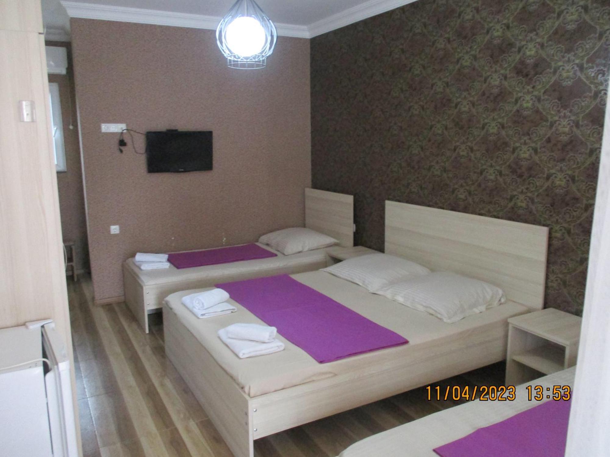 Guest House Nino Makhinjauri Room photo