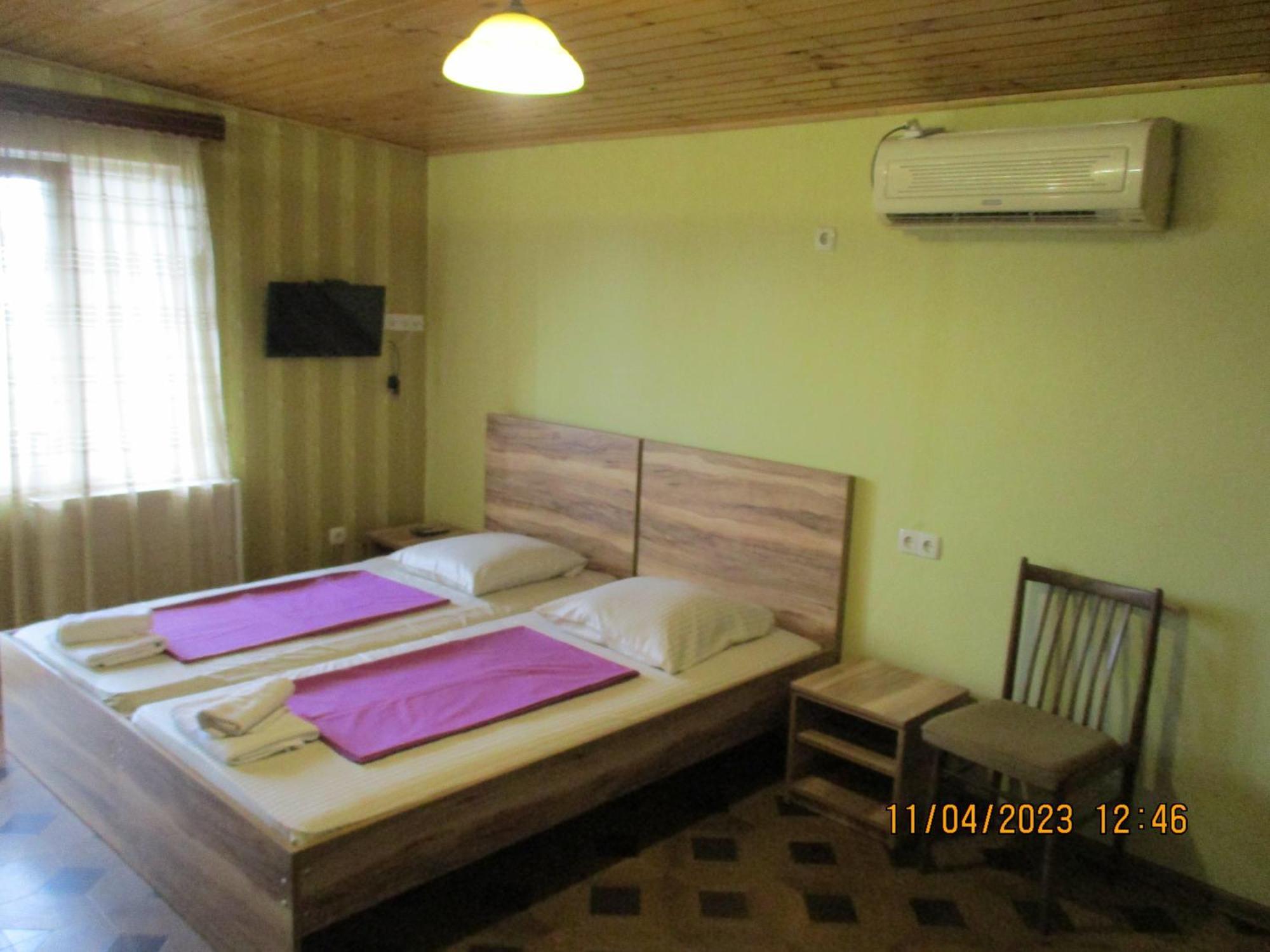 Guest House Nino Makhinjauri Room photo