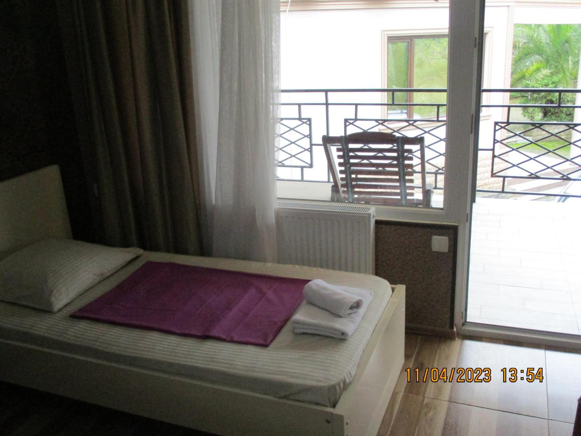 Guest House Nino Makhinjauri Room photo