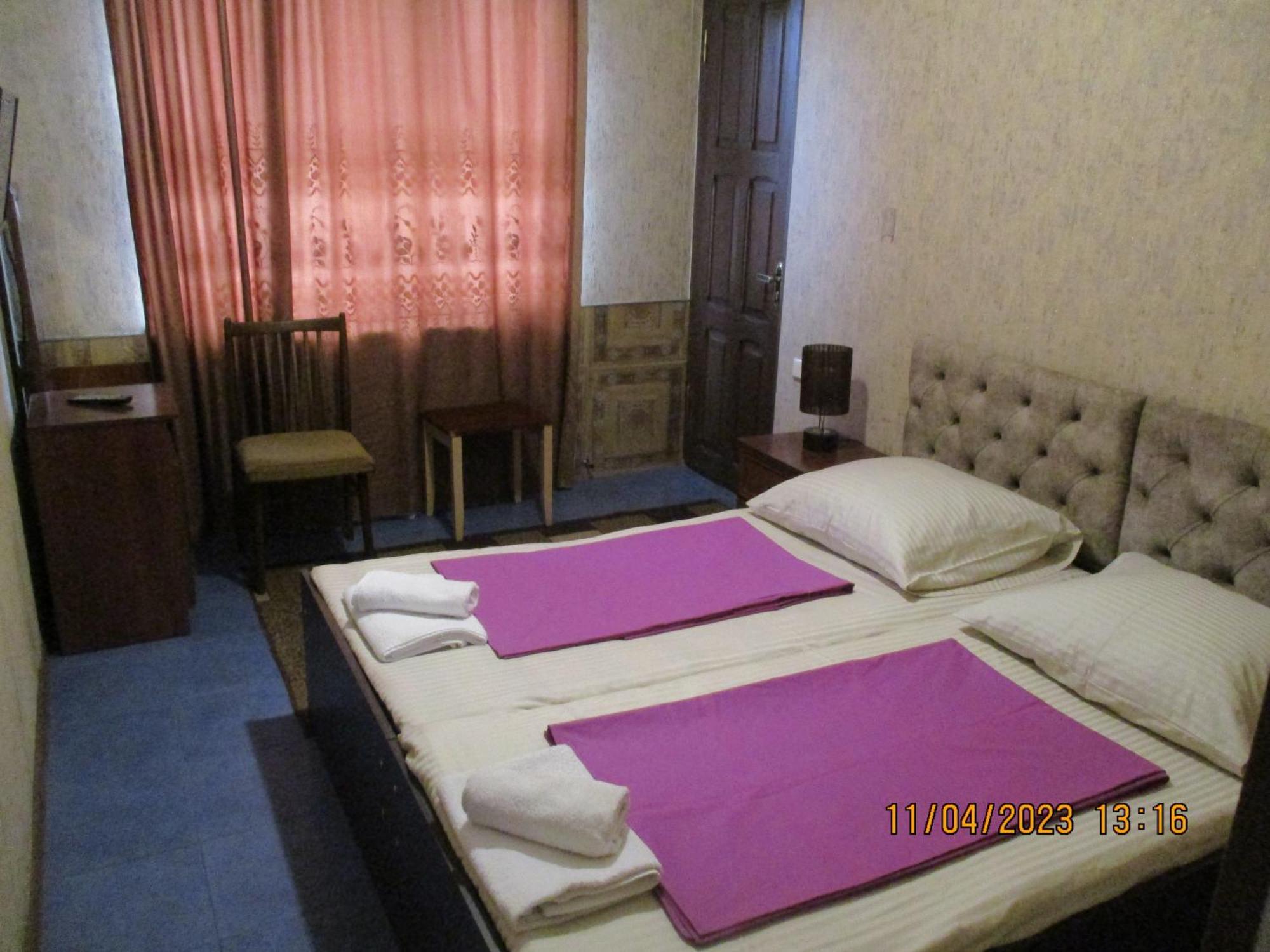 Guest House Nino Makhinjauri Room photo
